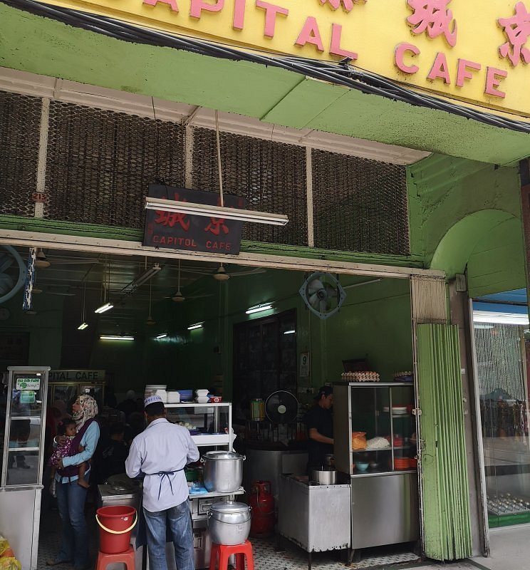 Capital Café (KL, est. 1956) Where Malaysia’s Flavors Unite Since Merdeka
