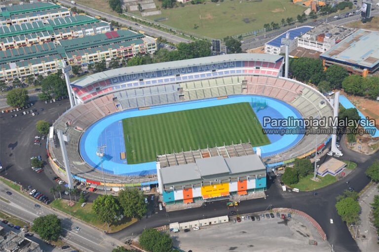 Darul Makmur Stadium