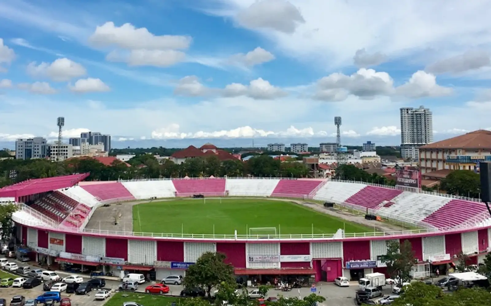 Sultan Muhammad IV Stadium