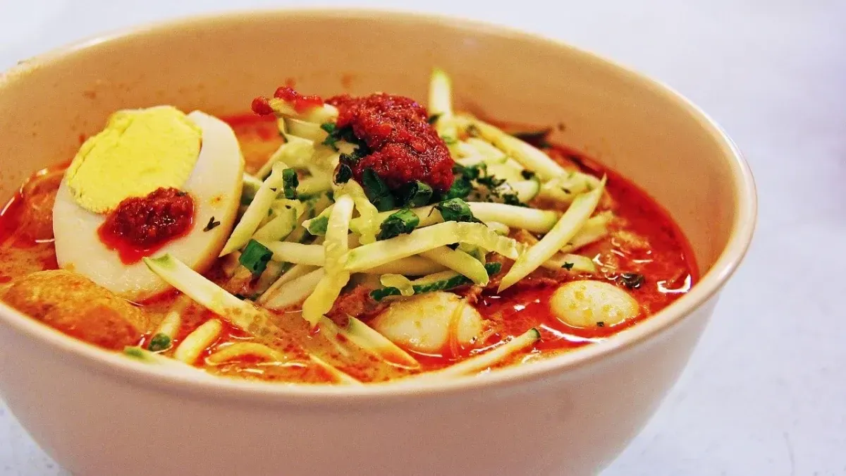 Exploring Sarawak, One Bite at a Time: A Foodie's Guide