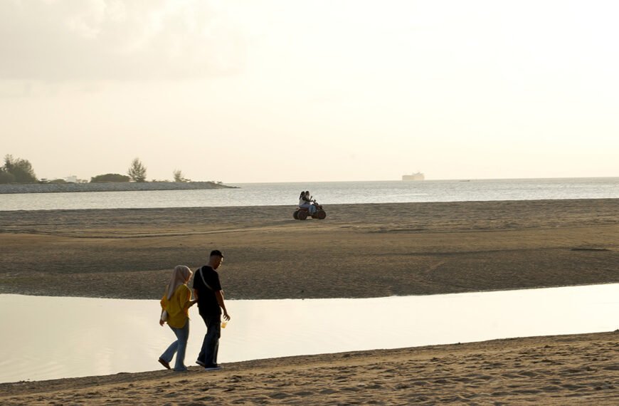 Pantai Klebang: A Must-Visit Beach Escape in Melaka