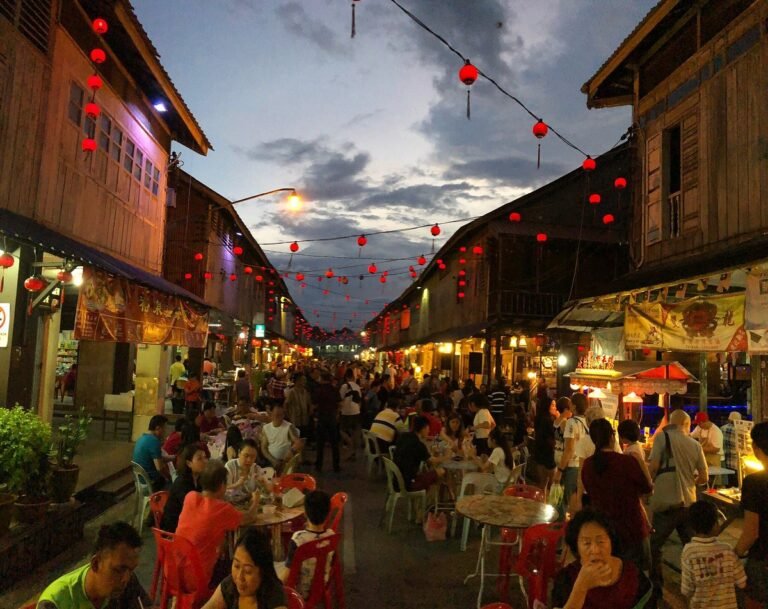 Siniawan Night Market