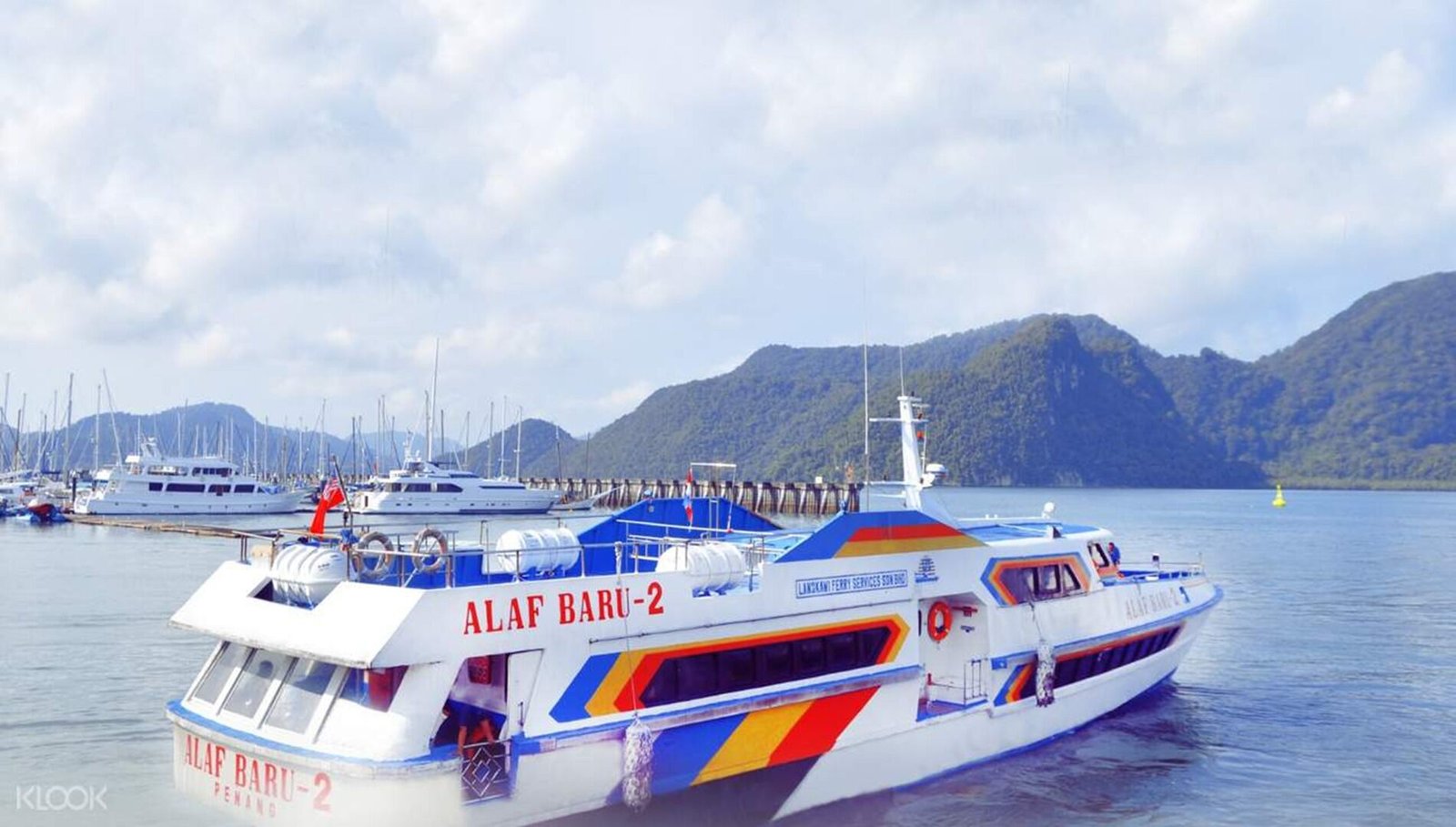 Top 10 Ferry Routes for Island Hopping in Malaysia