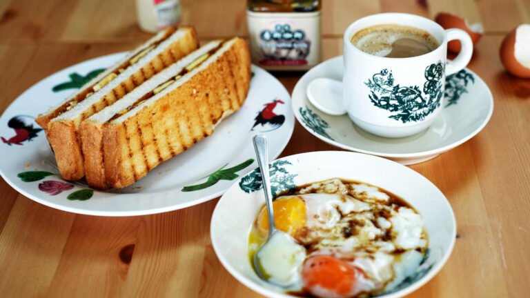 Top 10 Local Breakfast Dishes in Malaysia