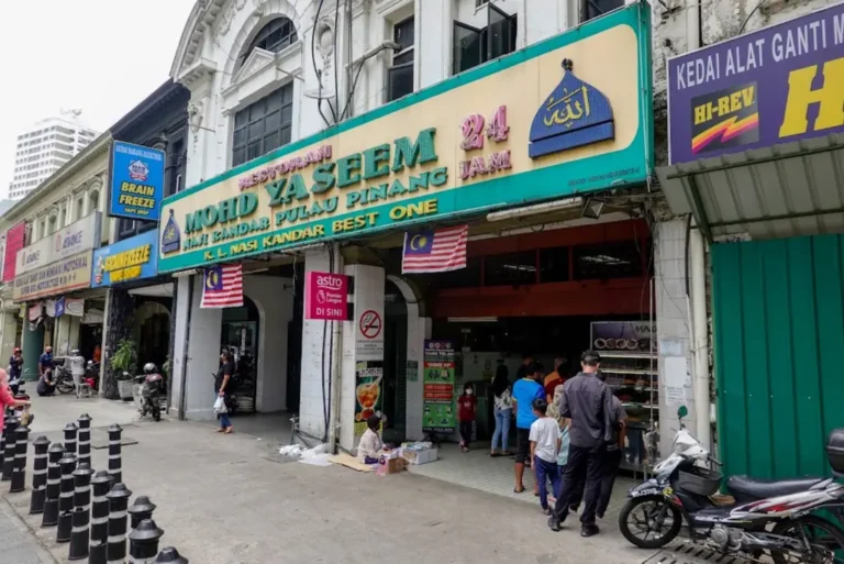 Top 10 Nasi Kandar Spots in Kuala Lumpur for Authentic Flavours & Hearty Portions