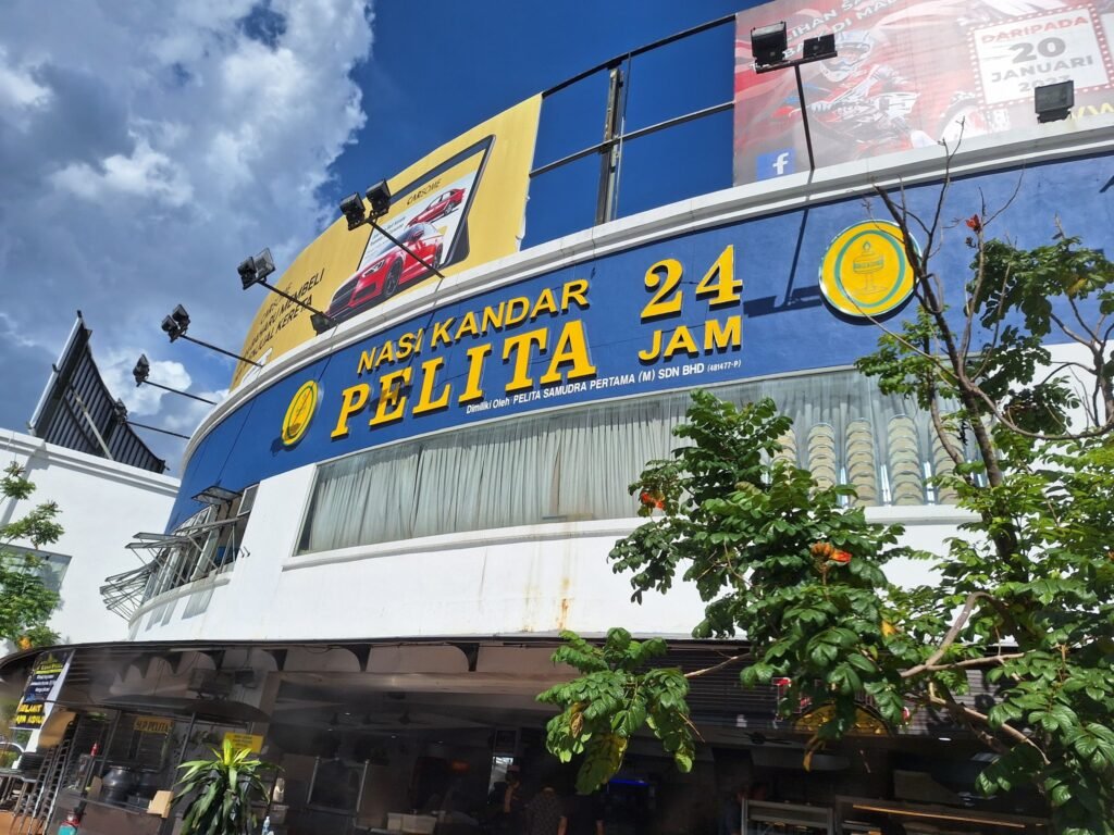 Top 10 Nasi Kandar Spots in Shah Alam You Must Try in 2025