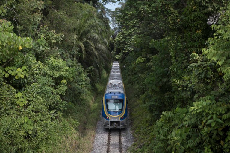 Top 10 Scenic Train Rides in Malaysia