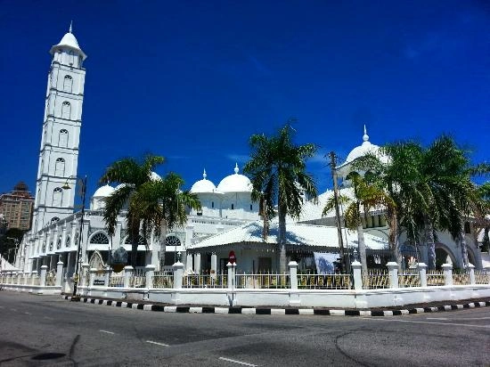 Masjid Abidin, Kuala Terengganu – The White Mosque of Terengganu