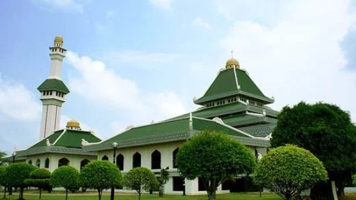 Masjid Al-Azim (Masjid Negeri Melaka)- A Majestic Symbol of Faith and Heritage