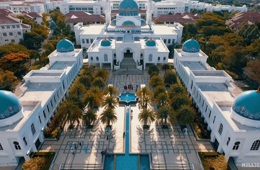 Masjid Al-Bukhary, Alor Setar – A Masterpiece of Faith, Art, and Philanthropy