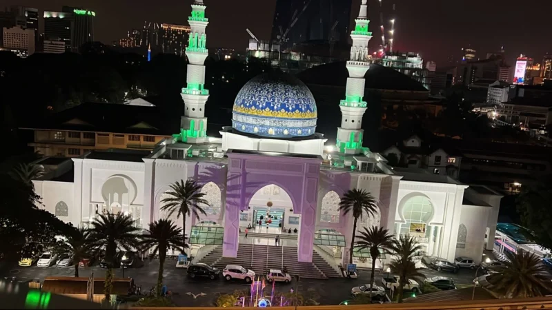 Masjid Al-Bukhary Kuala Lumpur- A Blend of Islamic Grandeur and Tranquility