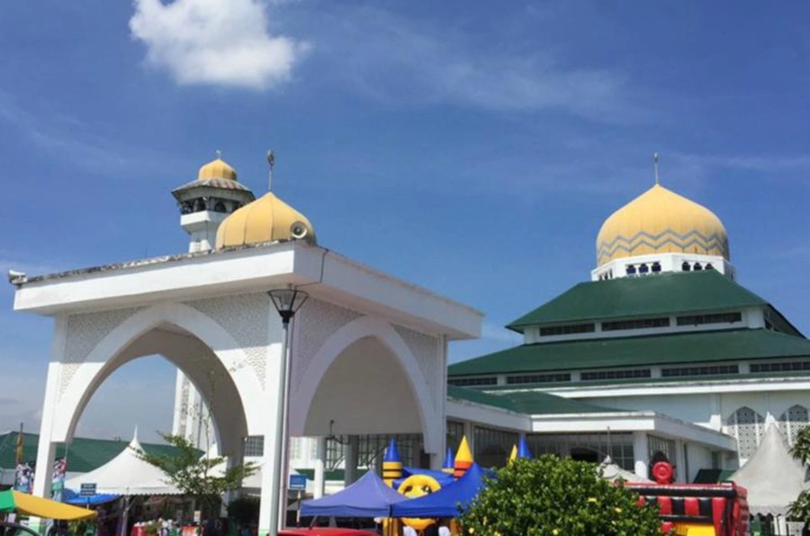Masjid Al Munawwarah, Shah Alam- A Symbol of Faith and Community Spirit