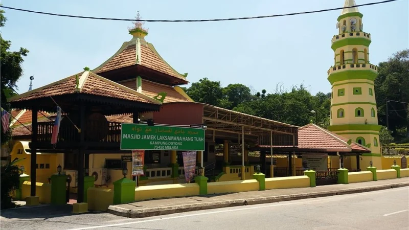 Masjid Jamek Laksamana Hang Tuah, Kampung Duyong- A Symbol of Heritage and Faith in Melaka