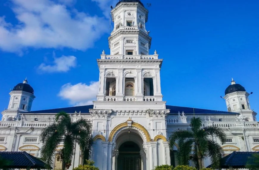 Masjid Negeri Sultan Abu Bakar, Johor Bahru- A Timeless Symbol of Faith and Heritage