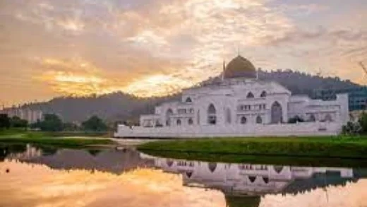 Masjid Sultan Haji Ahmad Shah IIUM – The Spiritual Heart of the International Islamic University Malaysia