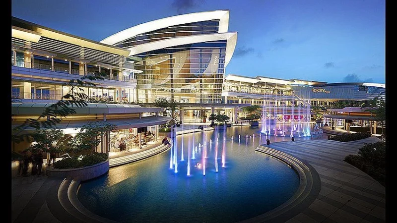 Top 10 Largest Shopping Malls in the World